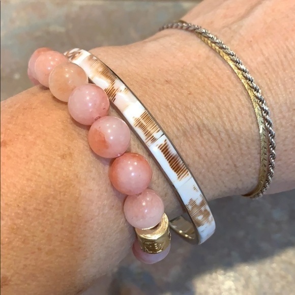 💐5/25 Trendy 2 bracelet lot bundle glass shell - Picture 5 of 6